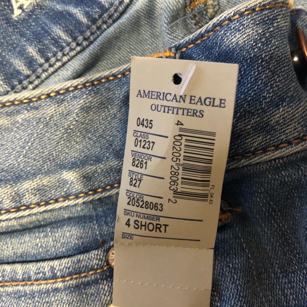 Jeans - Picture 2 of 3